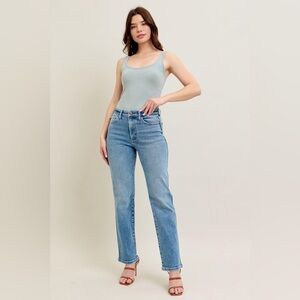 Judy Blue HighRise Vintage Straight Jeans